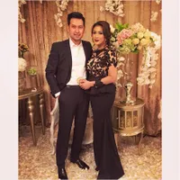 FOTO: Apa Kabar Nuri Shaden? Kini Jadi HOT Mom Cantik - Stylish
