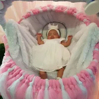 FOTO: Aqiqah Queen Eijaz Anak Fairuz - Sonny, Serba Pink