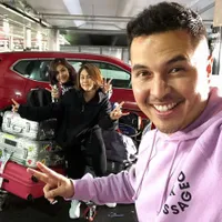 FOTO Artistik Vanesha Prescilla, Sissy & Rifat di Brighton Beach!