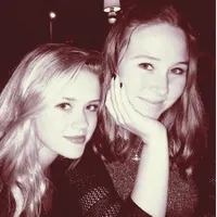 FOTO: Ava, Anak Reese Witherspoon Yang Cantik Mirip Ibunya