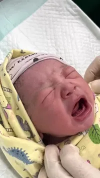 Foto Baby Timothee Putra Kedua Chef Arnold yang Baru Lahir, Papa Bahagia Si Bungsu Mirip Wajahnya