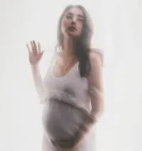 FOTO Bak Bidadari, Maternity Shoot Nabila Syakieb Bikin Terpukau!