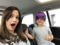 FOTO: Bareng Keluarga, Nia Ramadhani Quality Time di Bandung