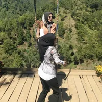 FOTO: Begini Keseruan Zaskia Sungkar Saat Berada di Malang