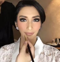 FOTO: Behind The Scene dan Detail Kebaya Akad Nikah Tyas Mirasih