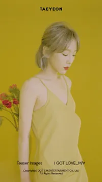 FOTO: Berbagai Macam Gaya Kece Taeyeon SNSD di Teaser Full Album