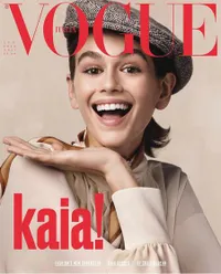 FOTO: Berbagai Pose Kaia Gerber Untuk Cover Vogue Italia, Cantik!