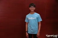 FOTO: Berbeda, Perankan Dilan Adalah Tantangan Besar Bagi Iqbaal