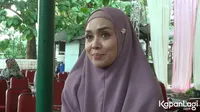 FOTO Berhijab Syar'i, Terry Putri Ngaku Tak Masalah Hidup Sendiri