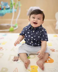 FOTO: Berumur 9 Bulan, Raphael Moeis Tumbuh Jadi Bayi Ceria