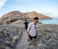 FOTO: Bukan Nadine Chandrawinata, Inilah 'Kekasih' Hamish Daud