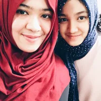 FOTO: Cahya Gempita, Kakak Cut Syifa Lulusan University of London