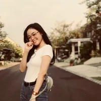 FOTO: Cantik & Stylish, Gaya Kekinian Cecillia Gina Anak Limbad