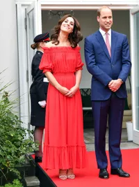 FOTO: Cantiknya Kate Middleton - Gaun Pernikahan Miranda Kerr