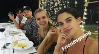 FOTO: Cara Manis Artis Hollywood Rayakan Thanksgiving
