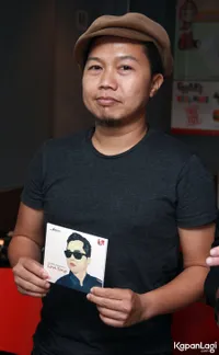 FOTO: Cerita Sandhy Sondoro Tentang Perceraian dan Album Baru