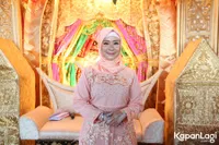 FOTO Chikita Meidy Gelar Pengajian Bareng Anak Yatim Jelang Nikah