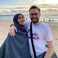 Foto Cinta Penelope Gugat Cerai Suami Bule Usai 3 Tahun Menikah, Dulu Terlihat Harmonis dan Adem Ayem