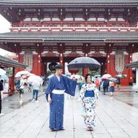 FOTO: Cium Romantis, Prewed Rinni Wulandari - Jevin di Jepang