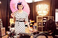 FOTO: Claudia Adinda, Model Cantik Pacar Baru Derby Romero