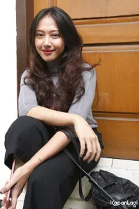 FOTO Curahan Hati Suci Patia Tentang Ayahnya, Aa Gatot Brajamusti