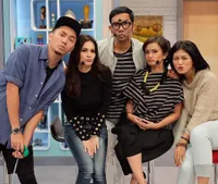 FOTO: Cut Tary & Ersa Mayori, 2 Sahabat Yang Sering Dikira Kembar