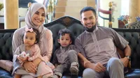 FOTO: Cute! Kebersamaan Adam & Hawwa Anak Shireen dan Teuku Wisnu