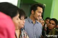 FOTO: Dapat Penangguhan Penahanan, Begini Pose 'Hati' Tora Sudiro