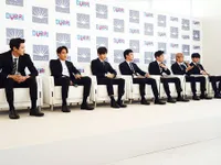 FOTO: Dapat Prestasi Spesial di Dubai, EXO Disambut Bagai Raja 