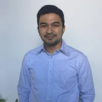 FOTO: David Chalik Terjun ke Dunia Politik, Tetap Religius