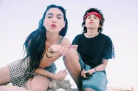 FOTO: Dera Idol & Yuniza Icha ke Lombok, 'Ganteng' dan Hot Cantik