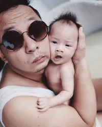 FOTO: Deretan Papa Muda Selebritis Indonesia, Masih Gaul dan Kece