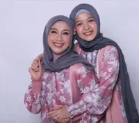 Foto Desy Ratnasari dan Nasywa Sang Putri Semata Wayang, Ibu Anak Rasa Kakak Adik