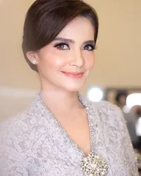 FOTO Detail Makeup Cut Tari Kala Menikah dengan Richard Kevin, Flawless!