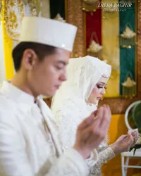 FOTO: Detail Prosesi Akad Nikah Roger Danuarta & Cut Meyriska, Bahagia Bercampur Haru