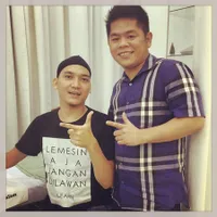 FOTO: Detik-Detik Egi John Hapus Tato, Banjir Pujian Dari Fans