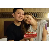 FOTO: Dian Ayu Lestari Istri Cantik Omesh Yang Anak Motor Keren