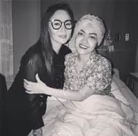 FOTO: Dirawat Intensif, Julia Perez Disupport Teman-Teman Artis