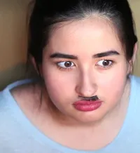 [Foto] Dirias Ala Kylie Jenner, Begini Wajah Stephanie Poetri