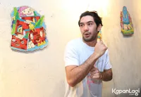 FOTO Ditanya Soal Resolusi Tahun 2018 Begini Reaksi Reza Rahadian