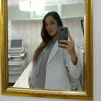Foto Dokter Cantik Reisa Broto Asmoro Hamil Besar Anak Kedua