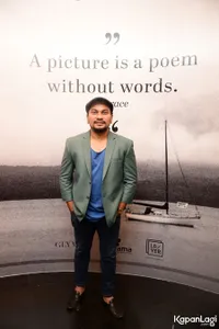 FOTO: Duet Tompi dan Dian Sastro Bakal Disalurkan Untuk Charity