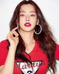 FOTO: Dulu Miss Korea, Bukti Honey Lee Usia 37 Tahun Makin Cantik