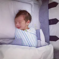 FOTO: Ekspresi Baby Z dari Malu-Malu sampai Doyan Melet, Gemas!