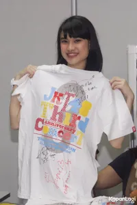 FOTO: Event Handshake 'Begginer' Yang Penuh Dengan Kejutan
