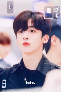 FOTO: Fashion Airport Perdana X1 Pasca Debut, Visual Membernya Nyata Bikin Cinta