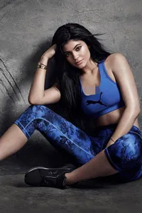 FOTO: Fashion Campaign Artis Hollywood, Bikin Kamu Tak Berkedip!