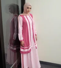 FOTO: Fashion Hijabers Poppy Bunga, Mahmud Cantik Nan Stylish