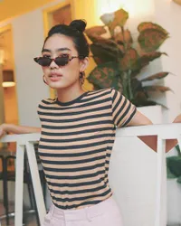 FOTO: Fashion Keren Alika, Cantik & Stylish Bak Supermodel!