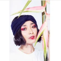 [FOTO] Fashion Keren Rinni Wulandari, Unik & Cantik Menantang!